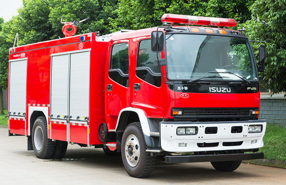 ISUZU 6T Serbatoio di schiuma d'acqua Camione antincendio Veicolo specializzato di buona qualità